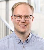Dr. Lars Matthias Jensen-Lampiri